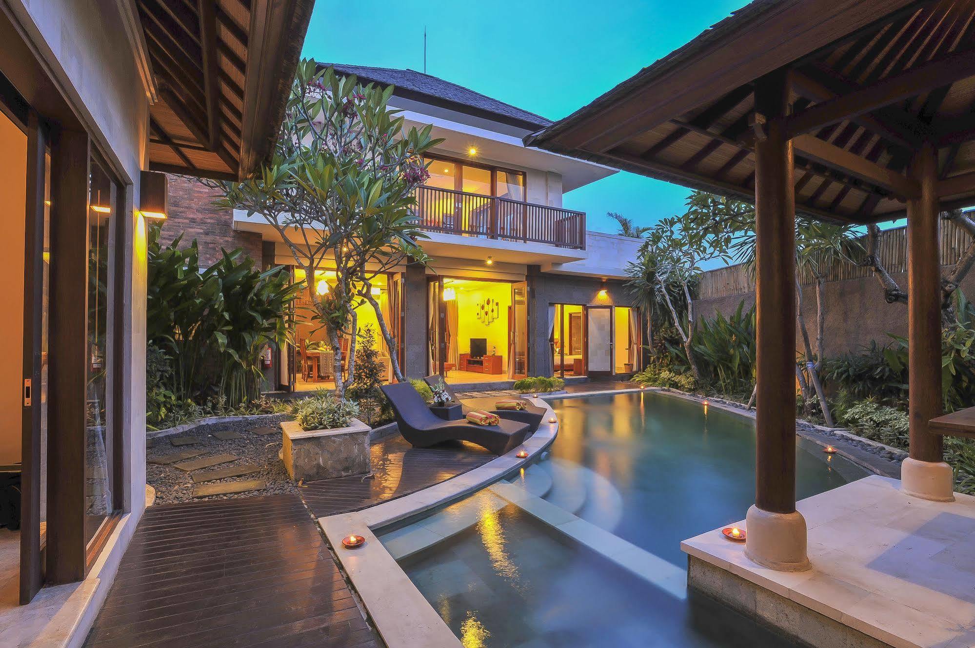Aksata Villas Canggu Exterior photo